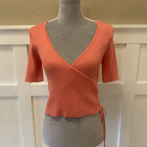 NWT Forever 21 Women's Sweater Wrap Top Size:L Coral Peachy V Neck